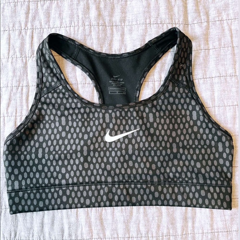 Sports bra